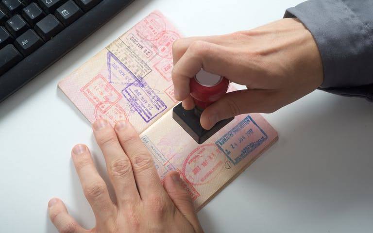 شروط الحصول على التأشيرة