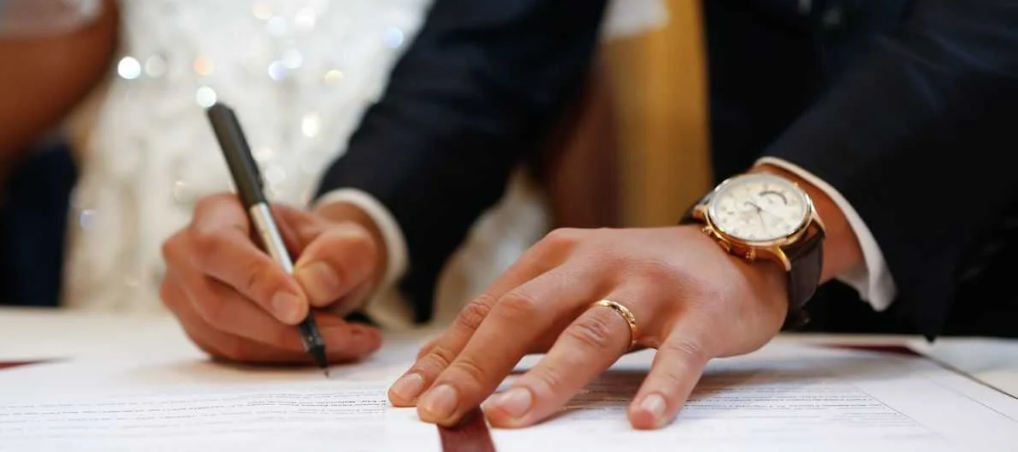 الزواج في المحكمة سلطنة عمان